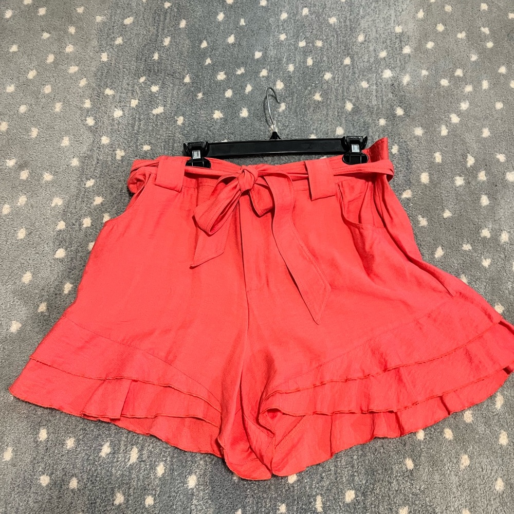 CeCe ruffle shorts